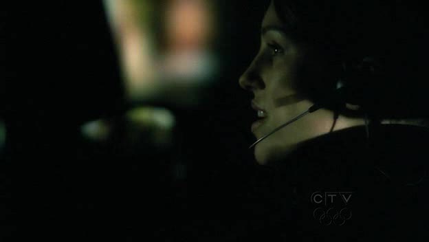 [Jules_Flashpoint+2x12+-+5.jpg]