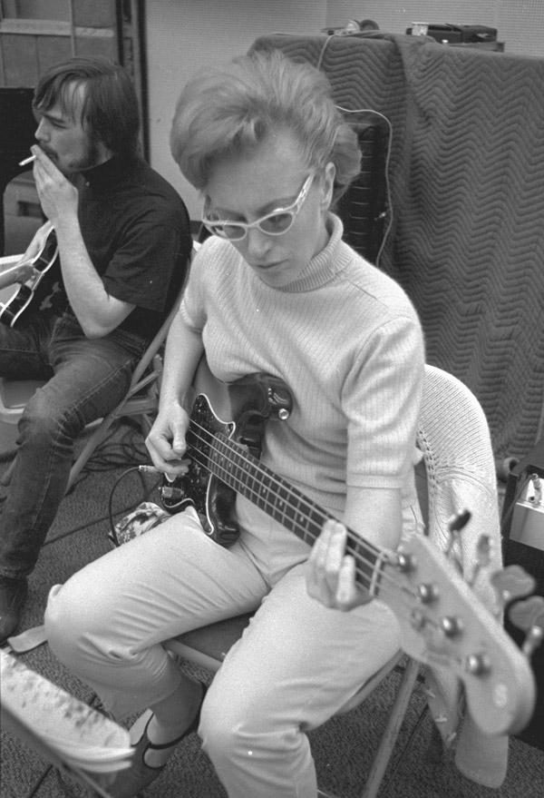 Way Brothers Ford >> Bowtie Records: A Carol Kaye Tribute Way Brothers Ford >> Bowtie Records: A Carol Kaye Tribute