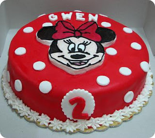 Snooky doodle Cakes: Minnie mouse cake