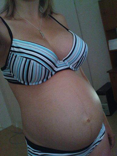 [bikini+09.JPG]