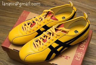 uma thurman kill bill shoes