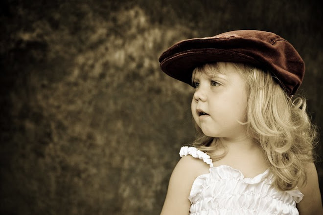Girl just gotta have a hat on