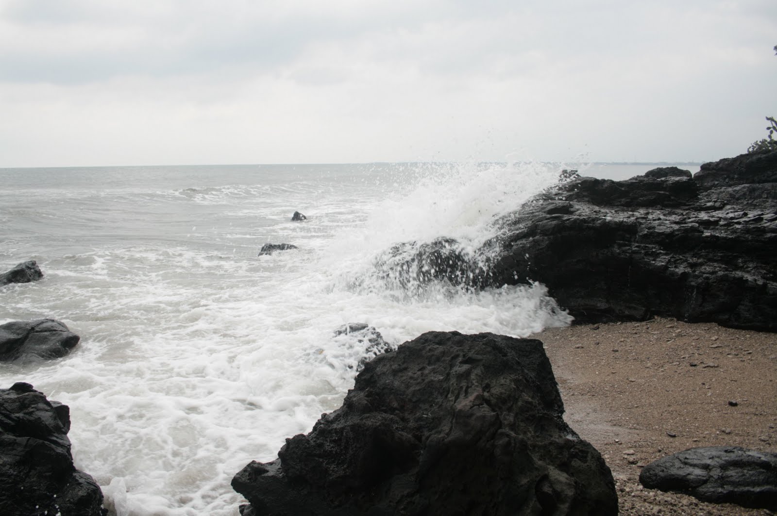 iRa in the psychoLand~<em>~</em>: Pantai Tampora Besuki - Situbondo