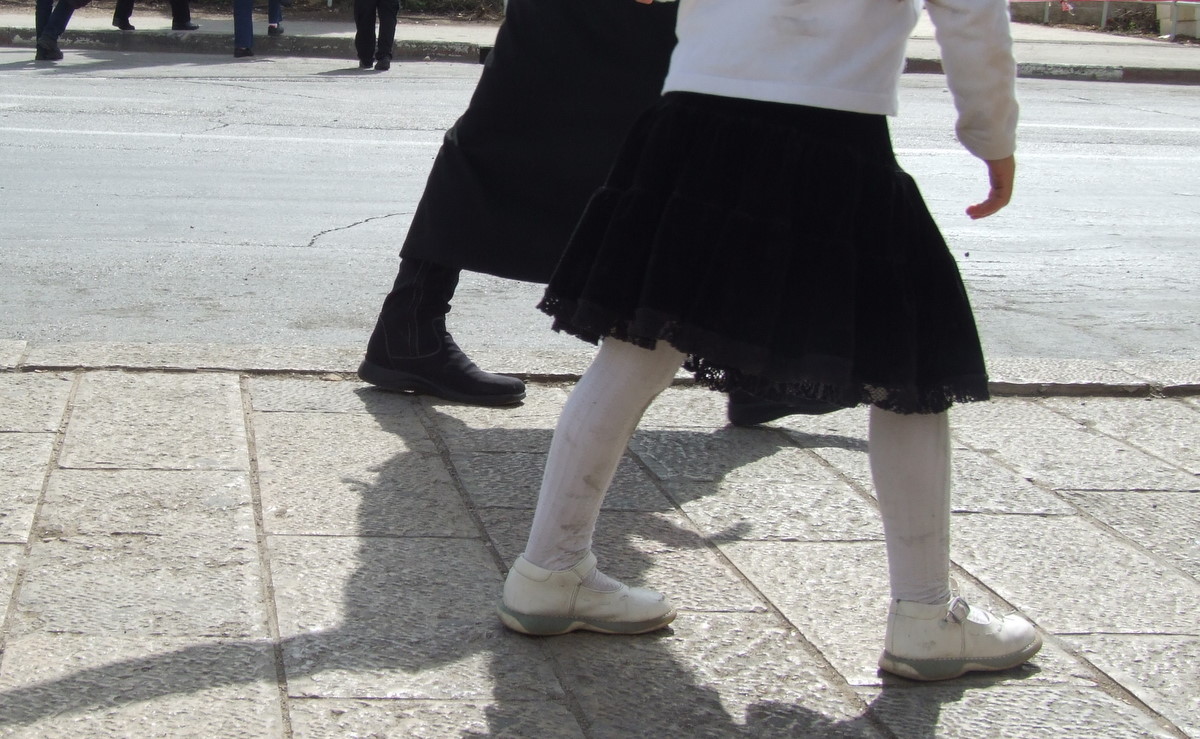[dscf4014-1.jpg]