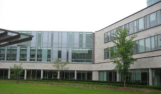 York Gossip: ULife - Experience in Bronfman Business Library, Schulich