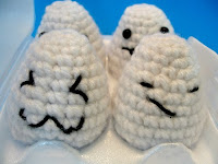 Free crochet egg amigurumi pattern