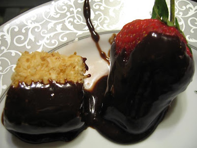 fondue_strawberry_marshmallow.JPG