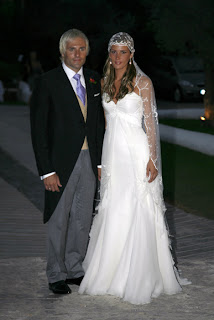 https://2.bp.blogspot.com/_GVQ3-3-QnrE/SHDCKlcRBnI/AAAAAAAAAhY/RXWL7M_aCAI/s320/Boda+Ca%C3%B1izares.jpg