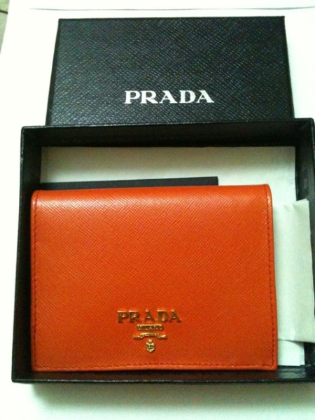 Make you Shop: (BN) Prada Short Orange Wallet