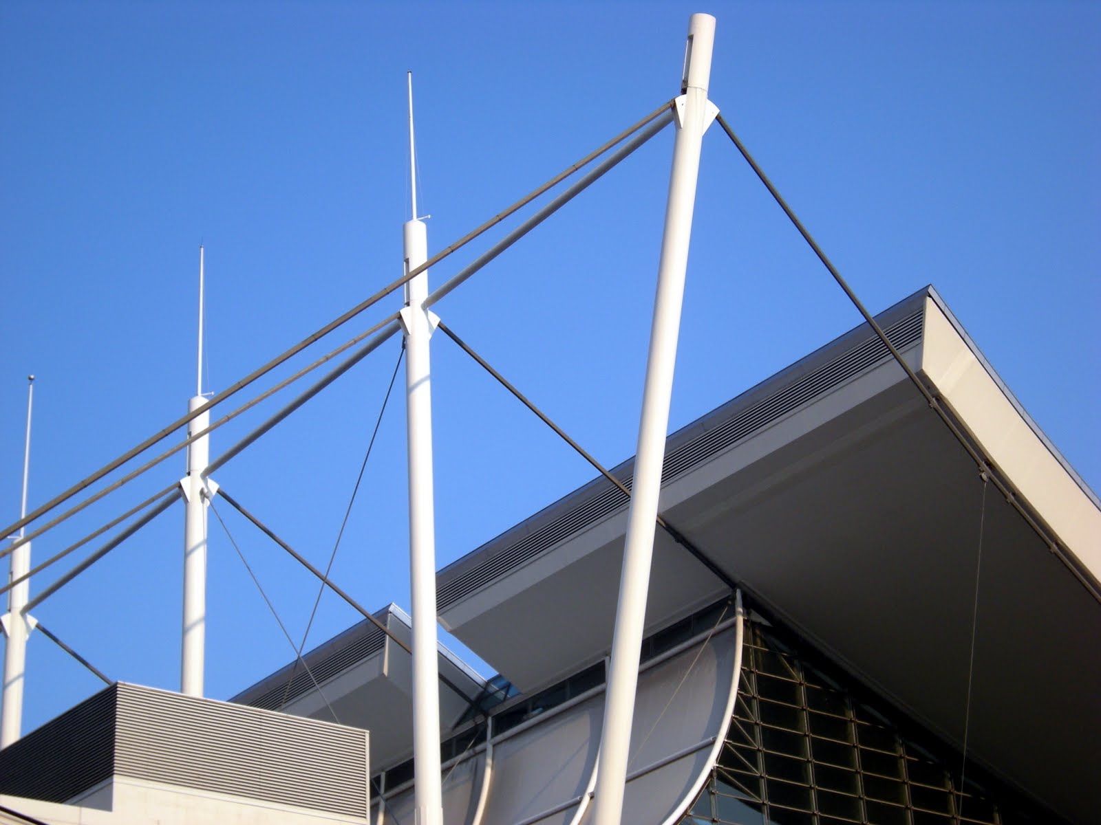 The Mathematical Tourist Suspension Roof