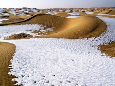 SNOW+IN+THE+DESERT.jpg