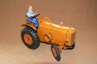 Figurine Ancienne Tracteur CIJ - Jouet Miniature Vintage