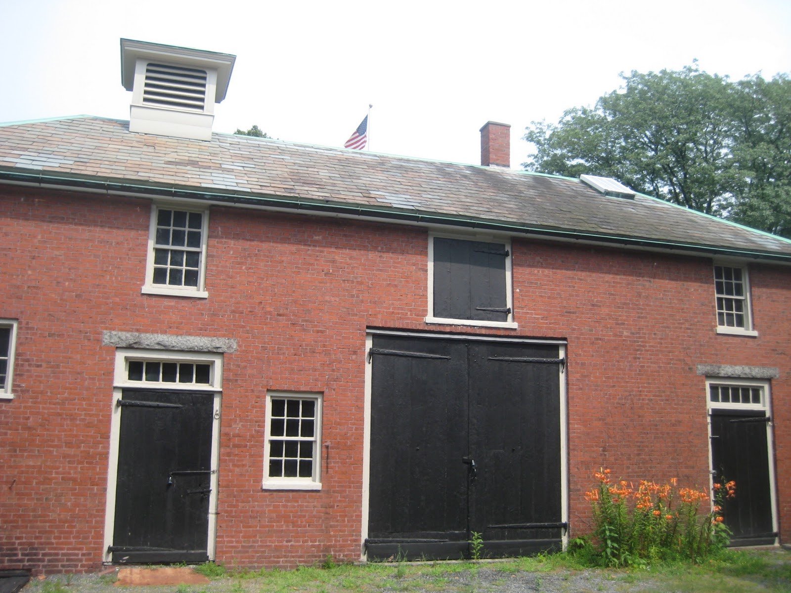 Southern Folk Artist & Antiques Dealer/Collector Walking around