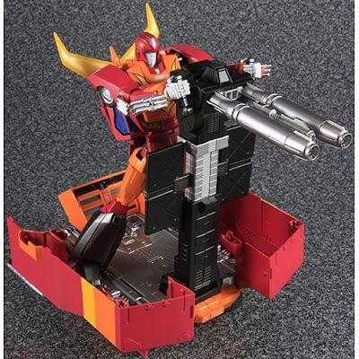 The Revolution Toys: New Photos of MP-9 Hot Rod / Rodimus Prime