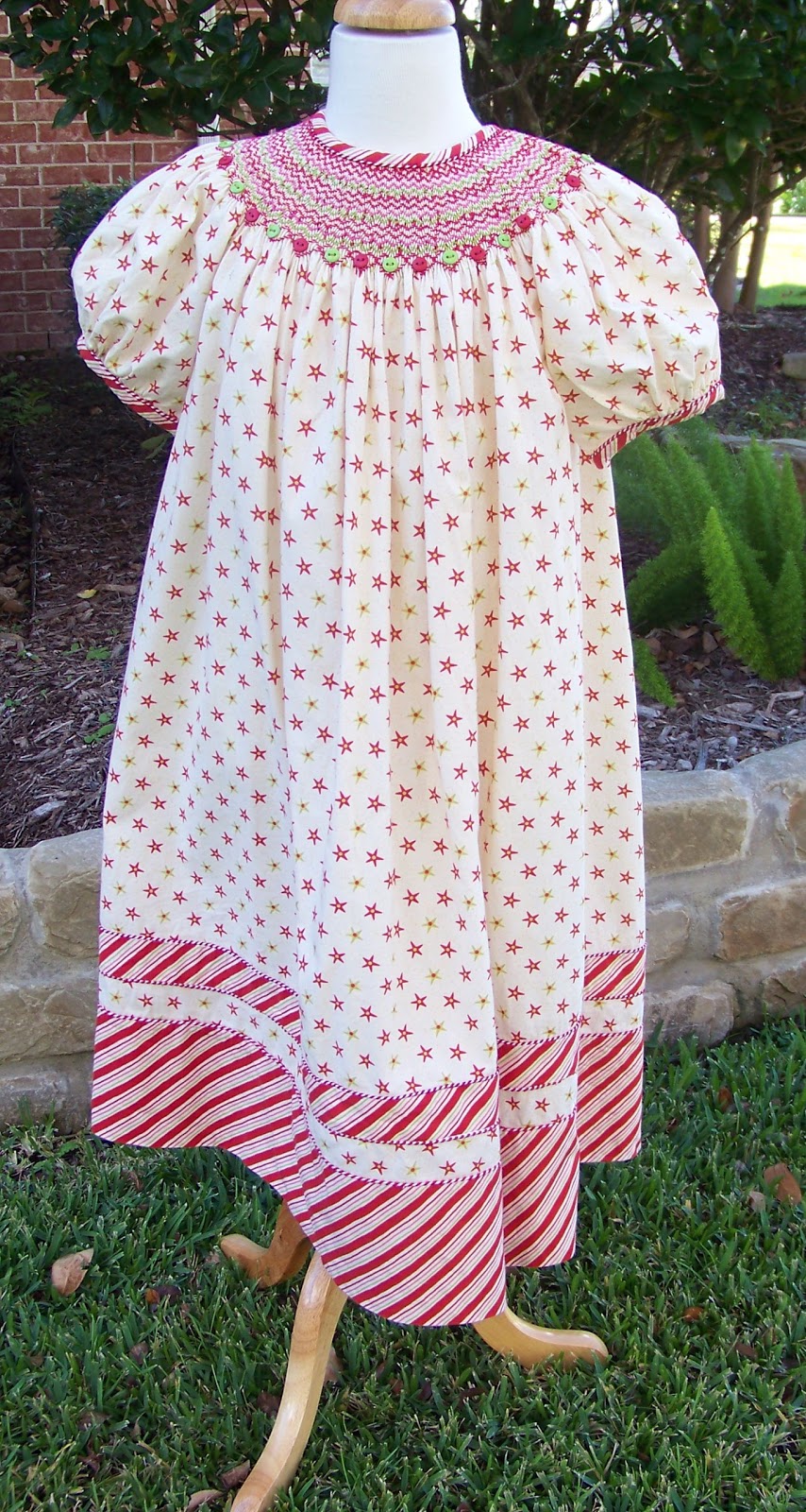 Saint Nolt Sews Smocked Christmas Dress Smocked Christmas Dress