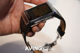 Samsung watch phone S9110