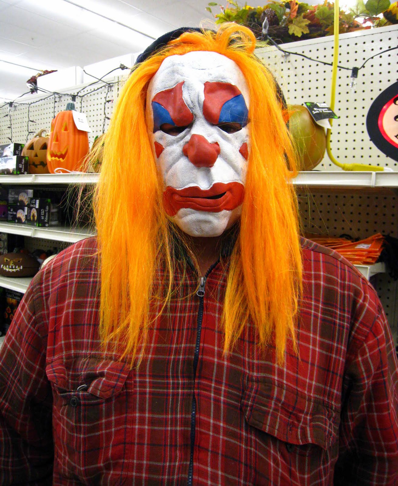 [A+Eddie+the+clown.jpg]