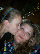 Momma loves those sweet kisses!!!