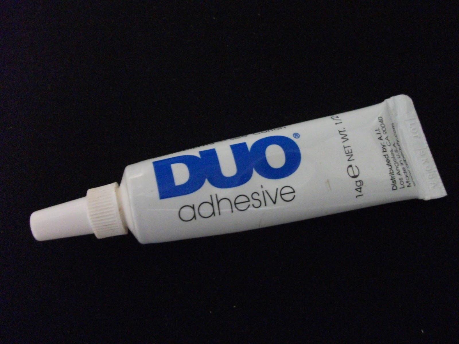 Duo Eyelash Adhesive Glue Review