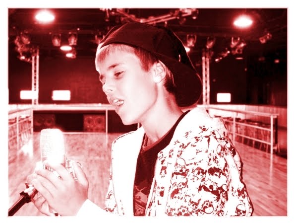 justin bieber: Free wallpapers of justin bieber 2010