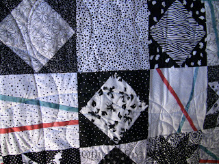 Funky Black and White Modern Quilt, with custom quilting by Angela Huffman - QuiltedJoy.com