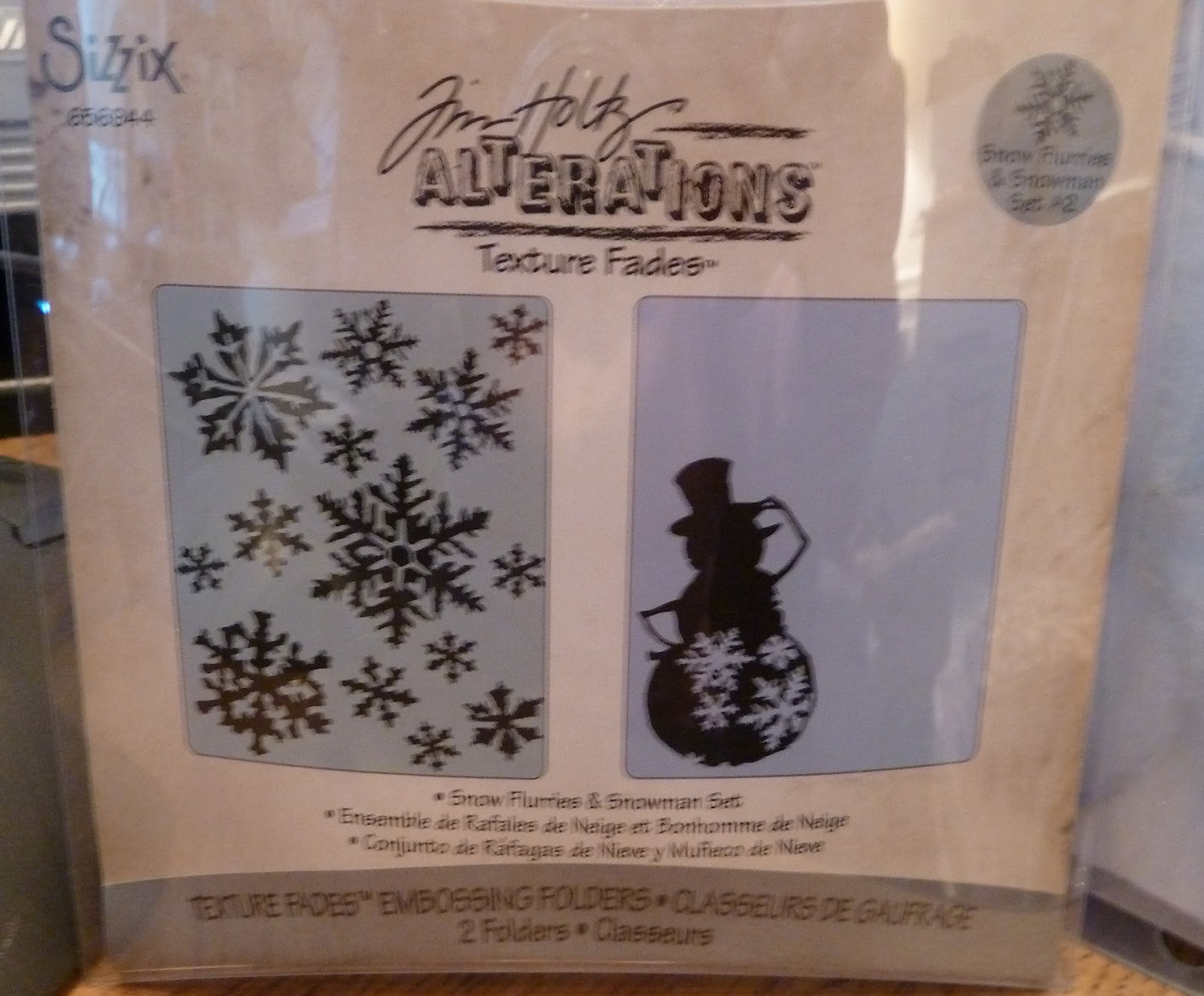 Bella Carta at Art 'n Soul Tim Holtz Embossing Folders