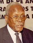 [Ang-Holden_Roberto.jpg]