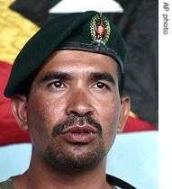 [TL-Alfredo_Reinado1.jpg]