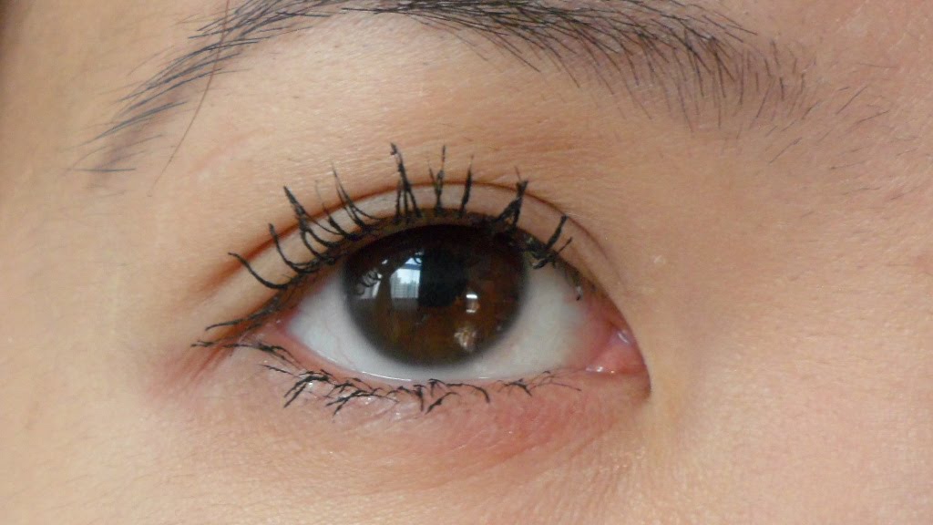 The Clover Beauty Inn Tutorial How to Apply Mascara that Curls All Day