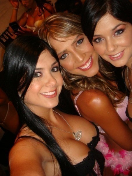 [Gemelas.Davalos+-+Lencería+(20).jpg]