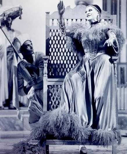 [Foto12_med_jpg.jpg]