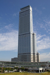 Rinku Gate Tower Building