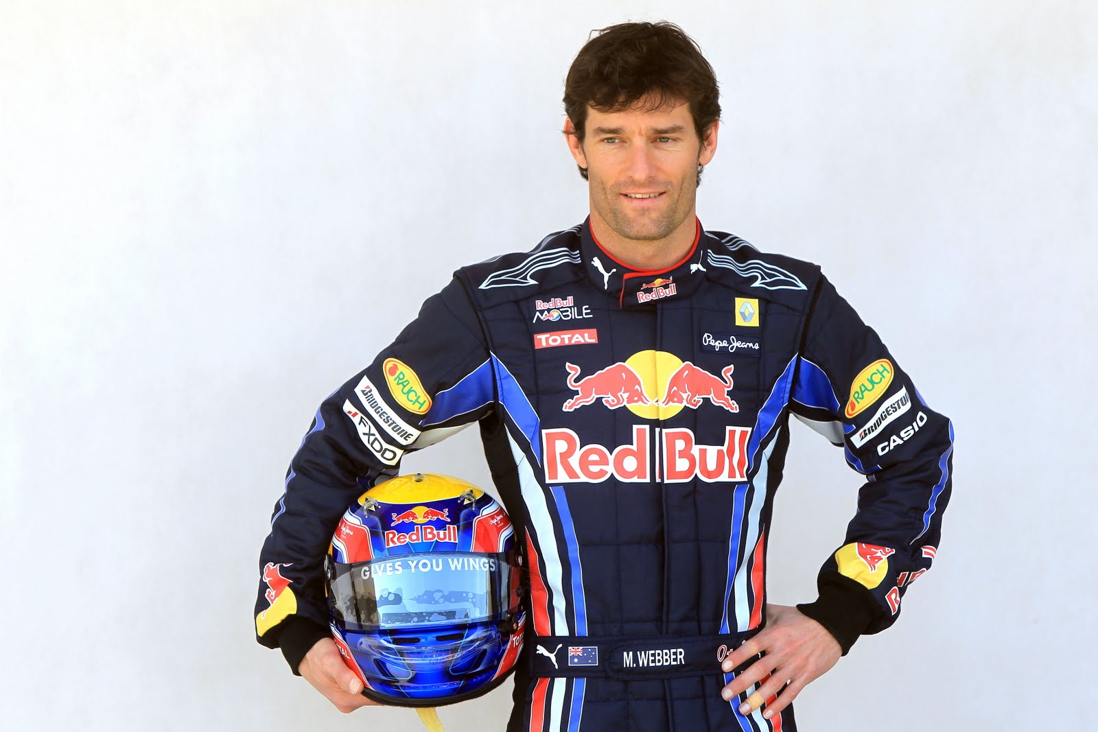 [Mark+Webber+poses+in+the+paddock.jpg]