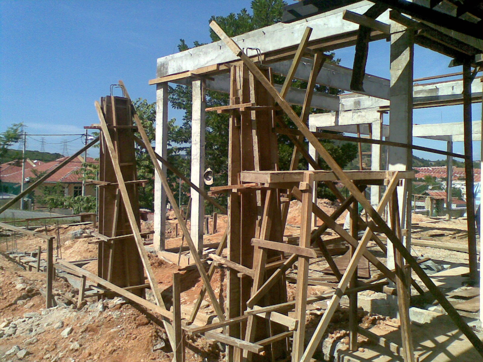 Goblin Resources: New Patio Slanting Column Formwork