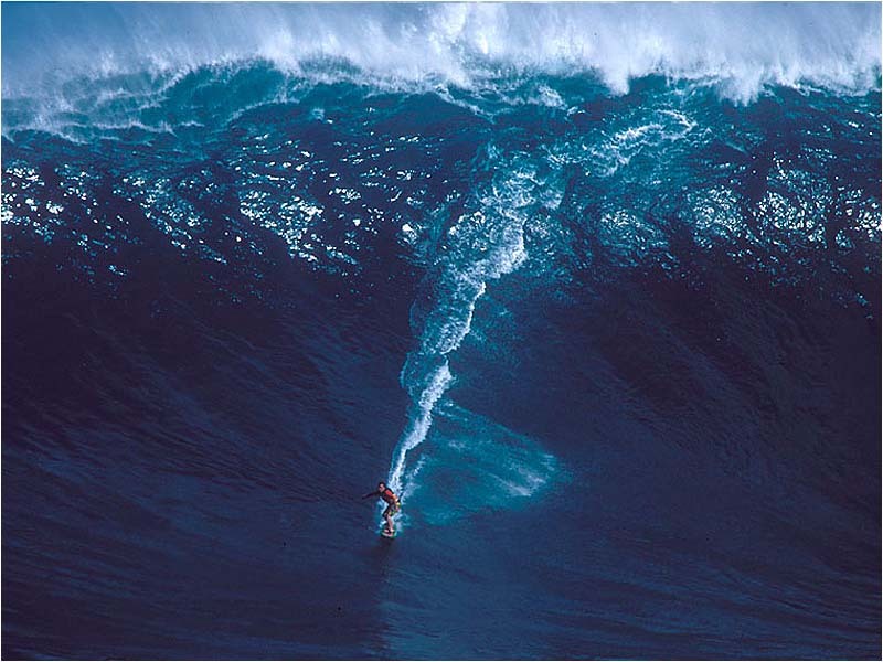 [big-wave-surfing12.jpg]