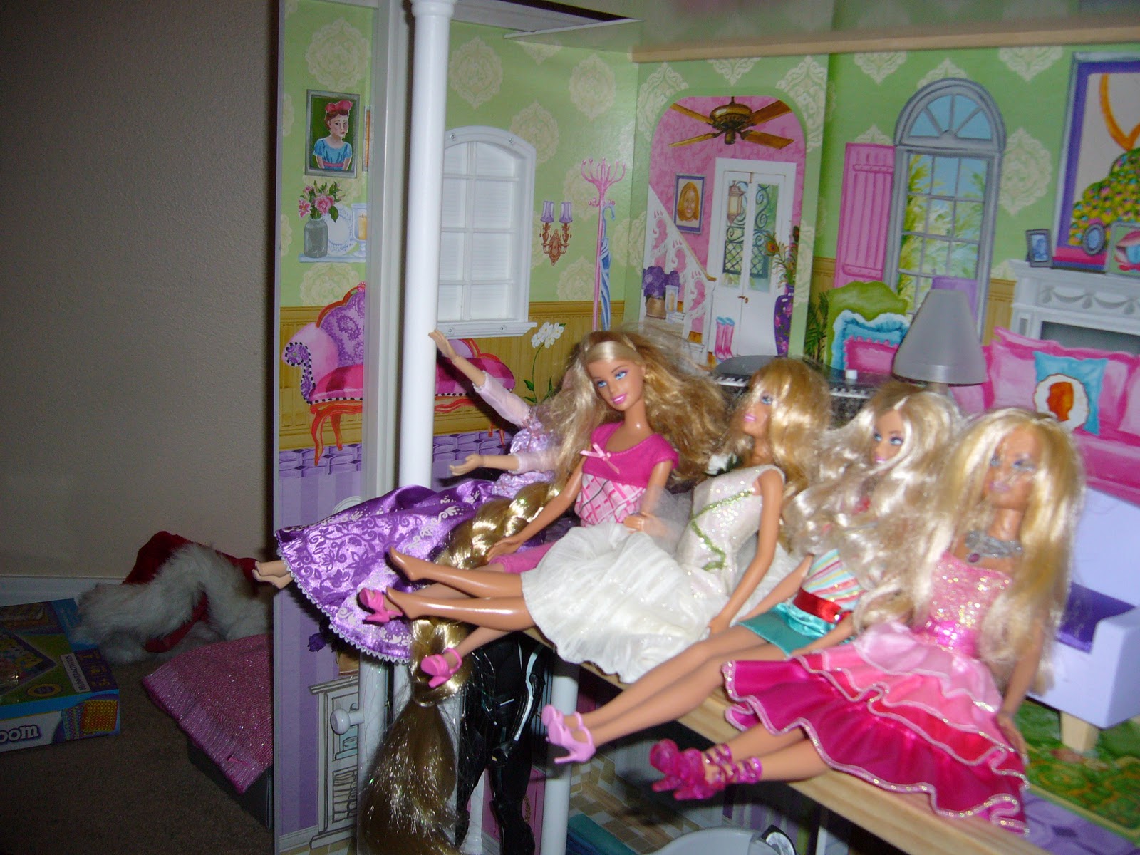 Witts End: Christmas IS Family