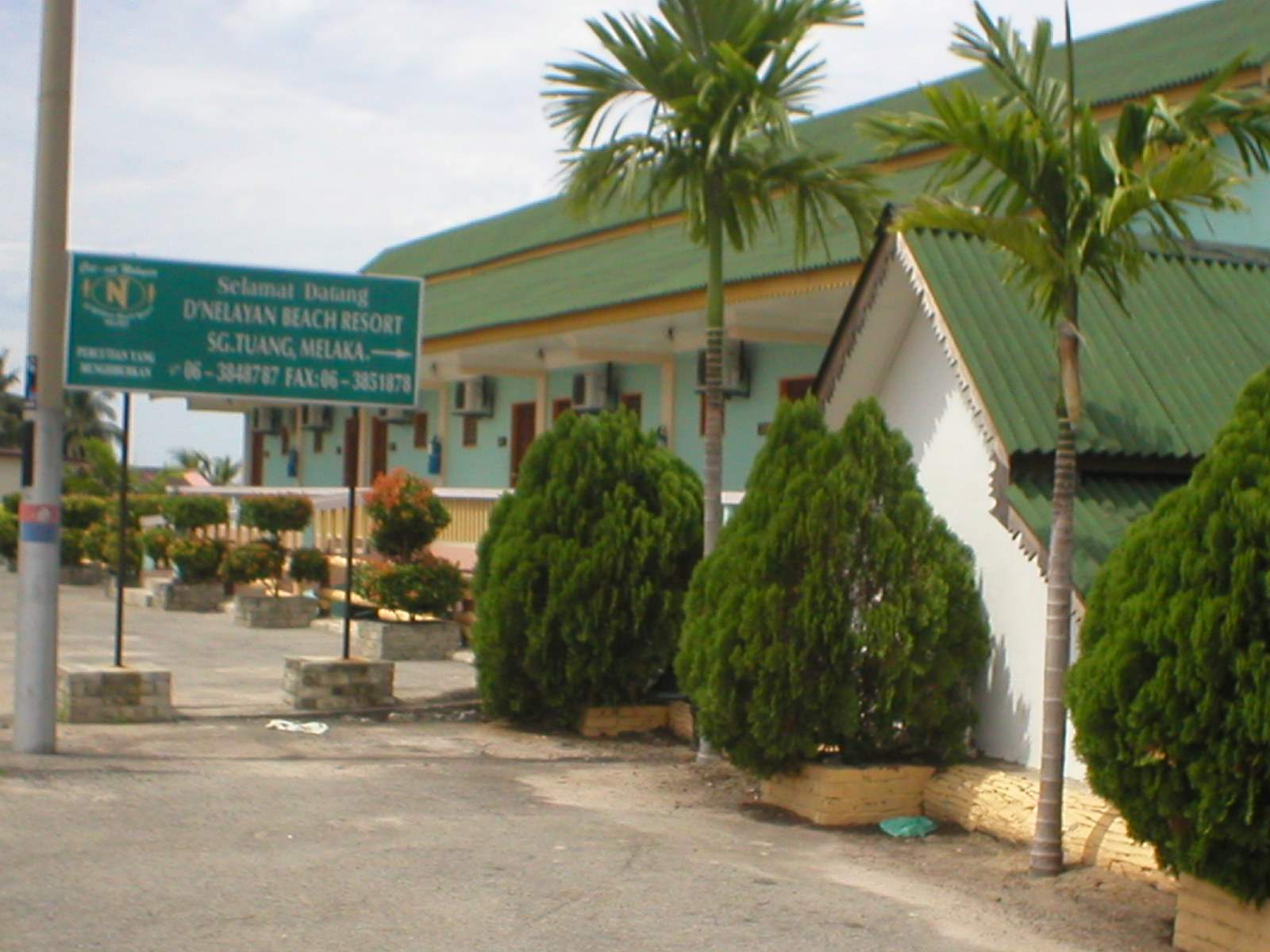 Desa Damai Chalet Pengkalan Balak Melaka Direktori