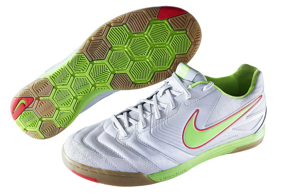nike lunarlon indoor soccer