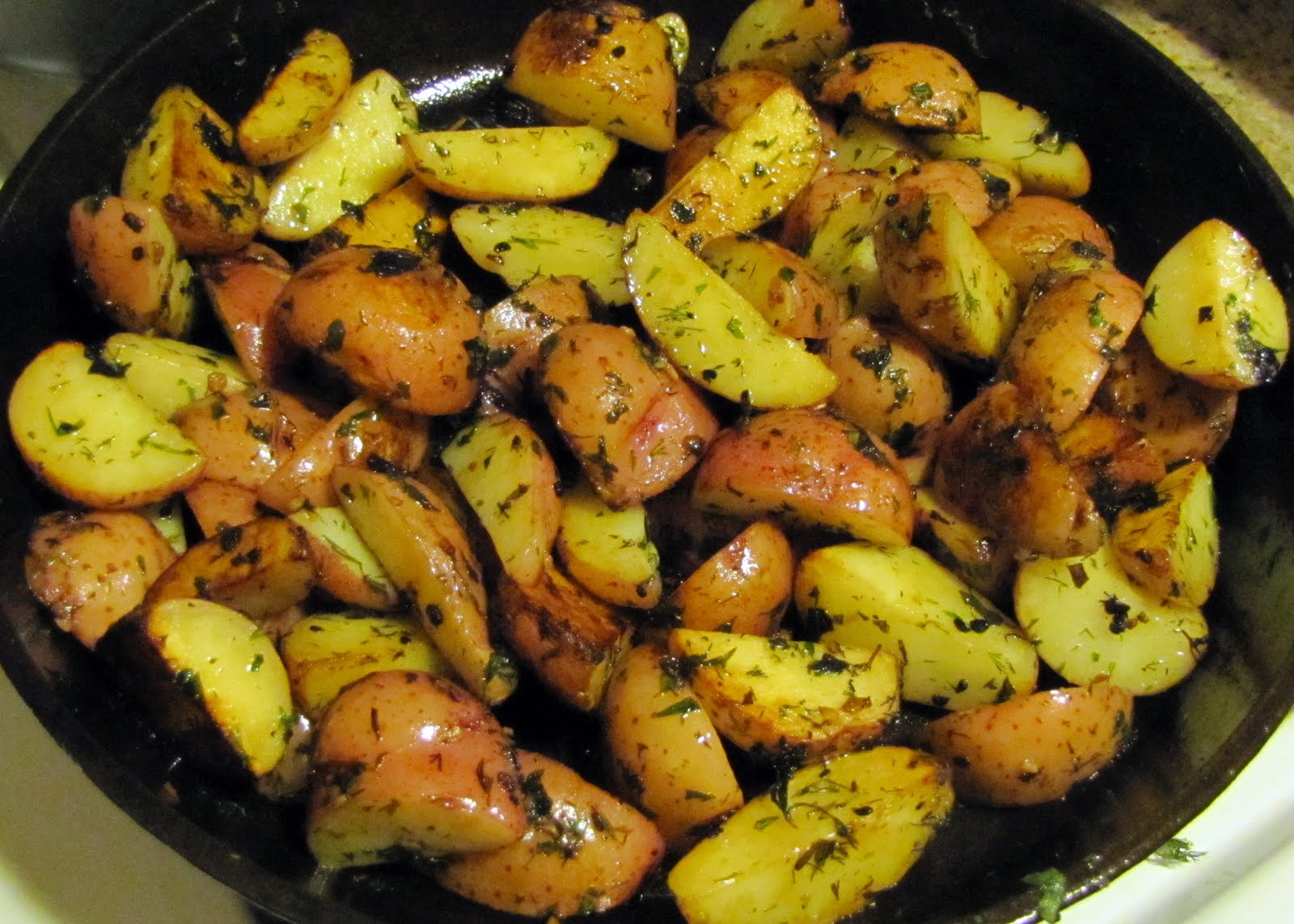 Smells Like Food in Here Herbed New Potatoes with Parsley and Dill