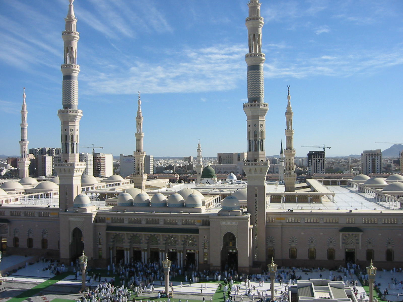 Ан саудовская аравия. Мечеть Аль Набави. Медина мечеть пророка. Мечеть АН-Набави, Медина (Саудовская Аравия). Мечеть пророка Мухаммада в Саудовской Аравии.
