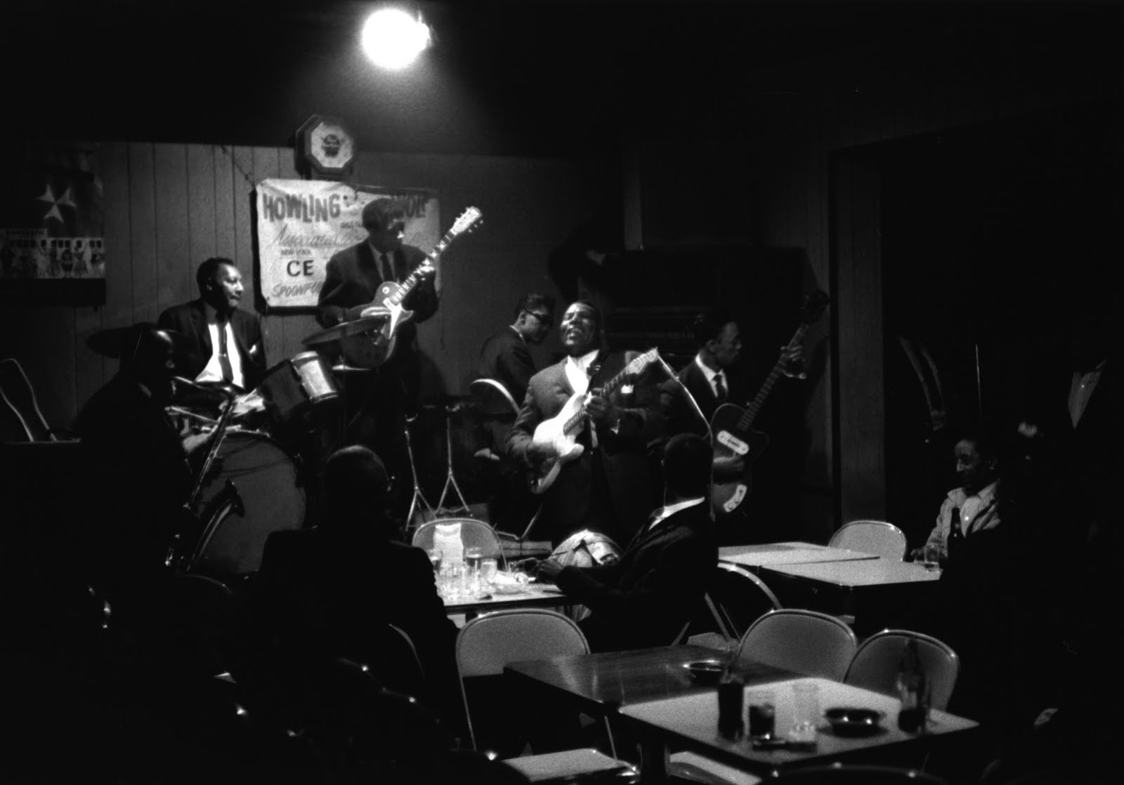 TheHoundBlog: Howlin' Wolf