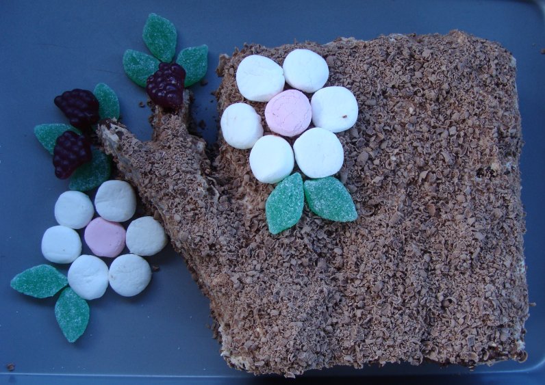 [Flowering+Tree+of+Jesse+Cake.jpg]