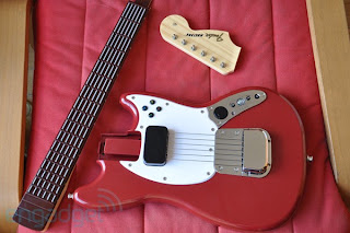 Pulsa Start: La Guitarra Real de Rock Band 3