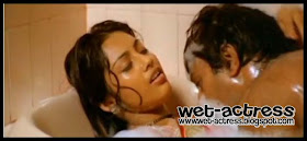 [Image: Actress-Meena-Hot-Sexy-Wet-Saree-in-Bath...3%2529.jpg]