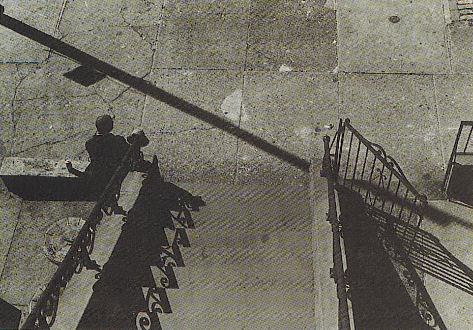 [a+homem+sentado+ao+sol.jpg]