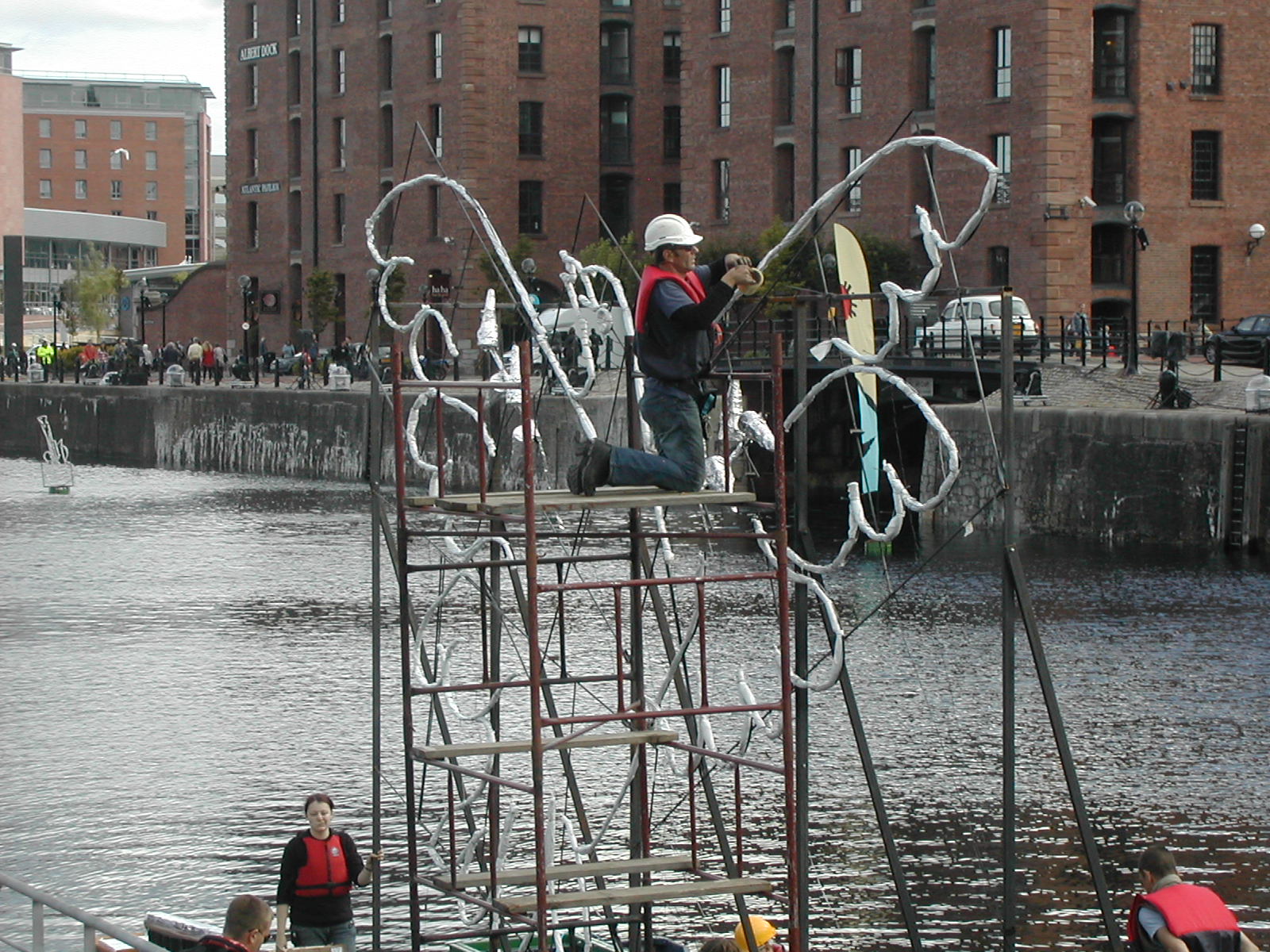 Sculpture Diaries Process of building the Dove of Peace fire drawing for the Tate Gallery in