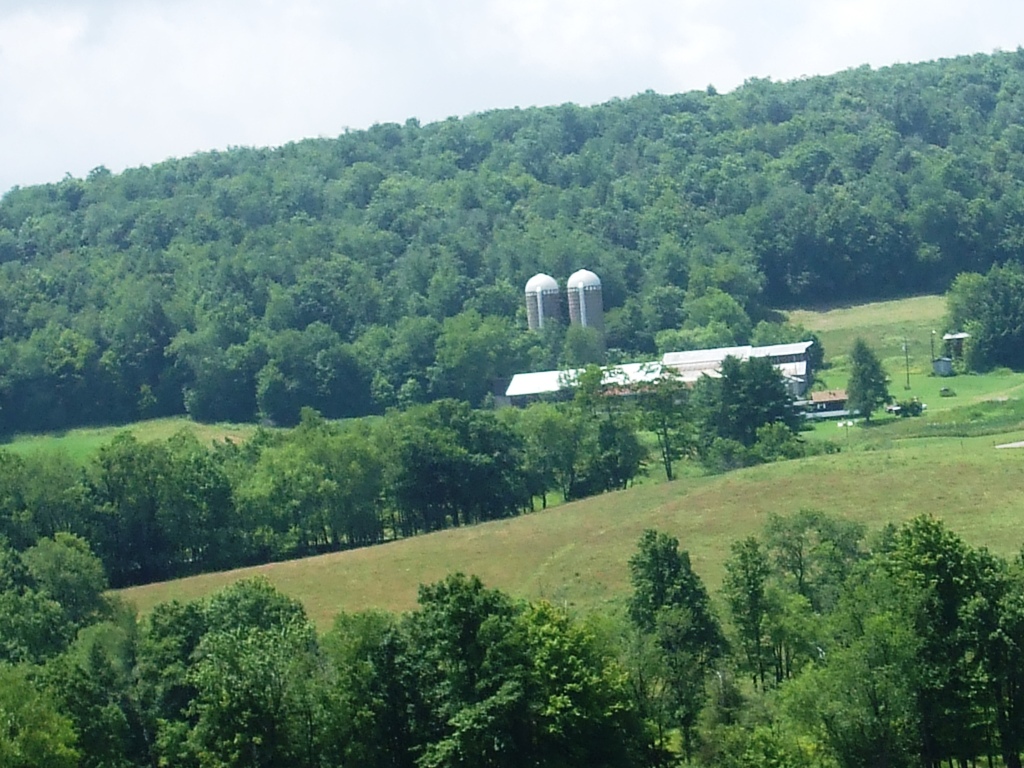 [West+Virginia+Farm+2.jpg]