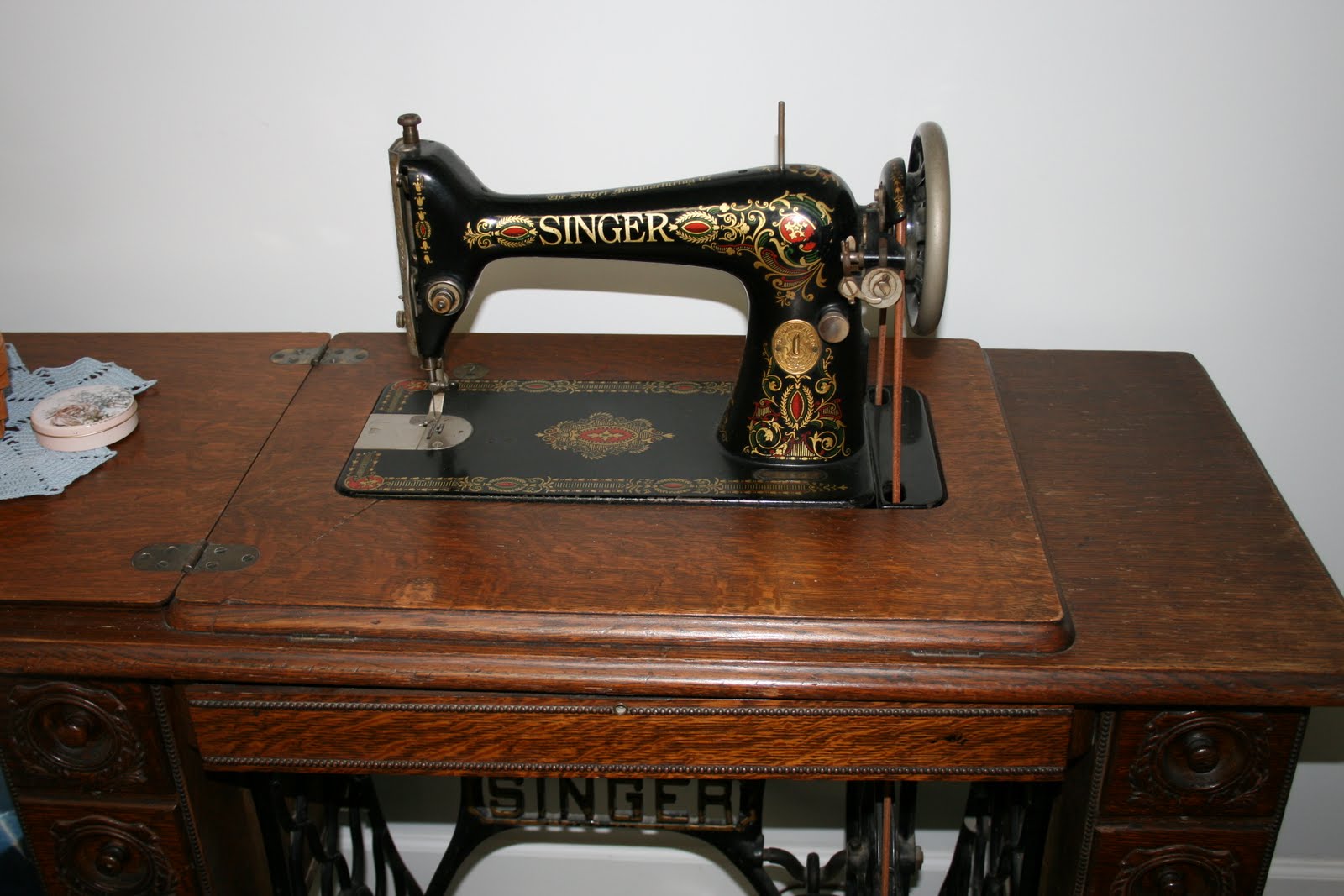 Southron Creations Victorian Sewing Machines