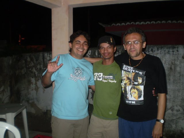 [Foto+8+-+Mais+amigos+chegando.JPG]