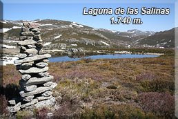 ... y tras otra colina aparece la laguna